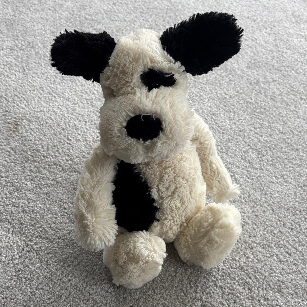 Jellycat Bashful Black & Cream Puppy - medium